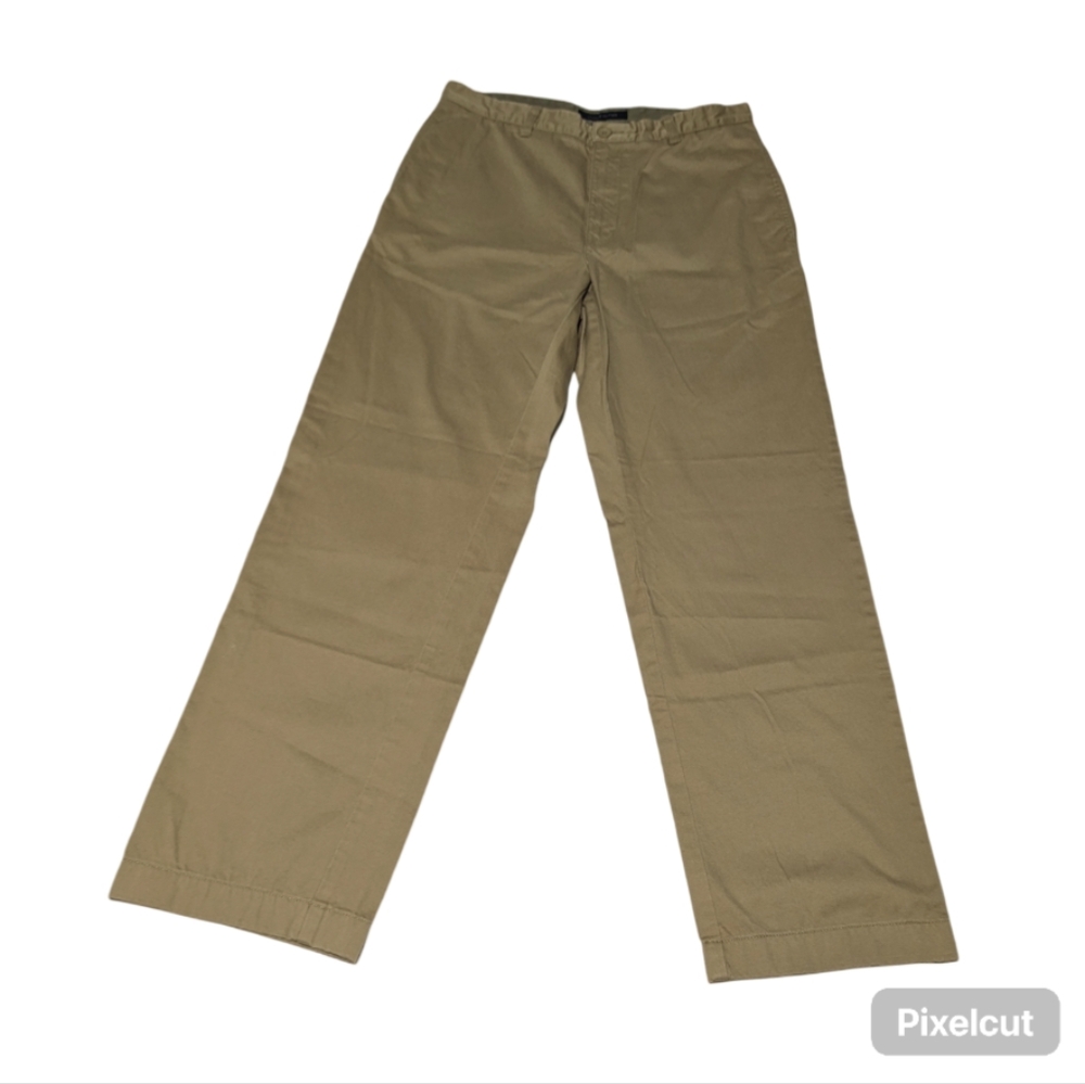 Tommy Hilfiger Men's Khaki Dress Pants. Size: 32x32
